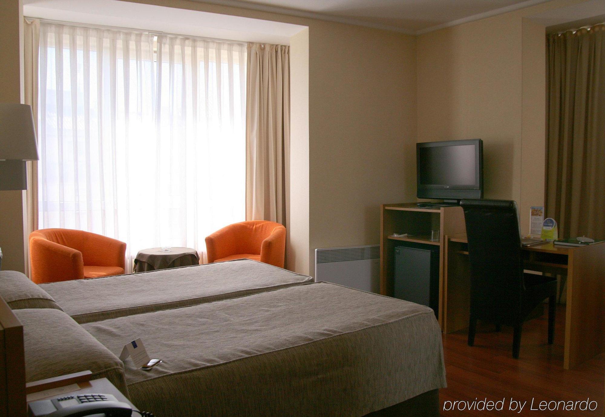 Hotel Yoldi Pamplona Room photo
